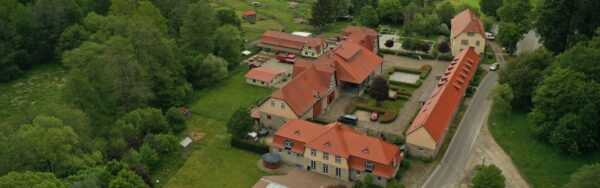 TREUENBURG kauft historisches Rittergut bei Weimar